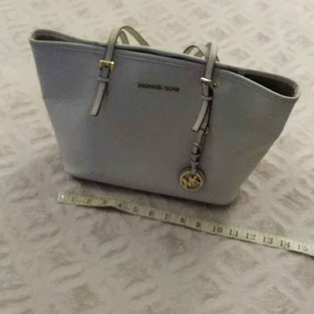 michael kors saffiano leather small tote Needs Luv